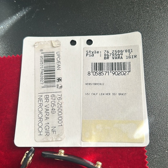 Authentic Salvatore Ferragamo Vara Bow Black Leather Bracelet - Picture 7 of 8